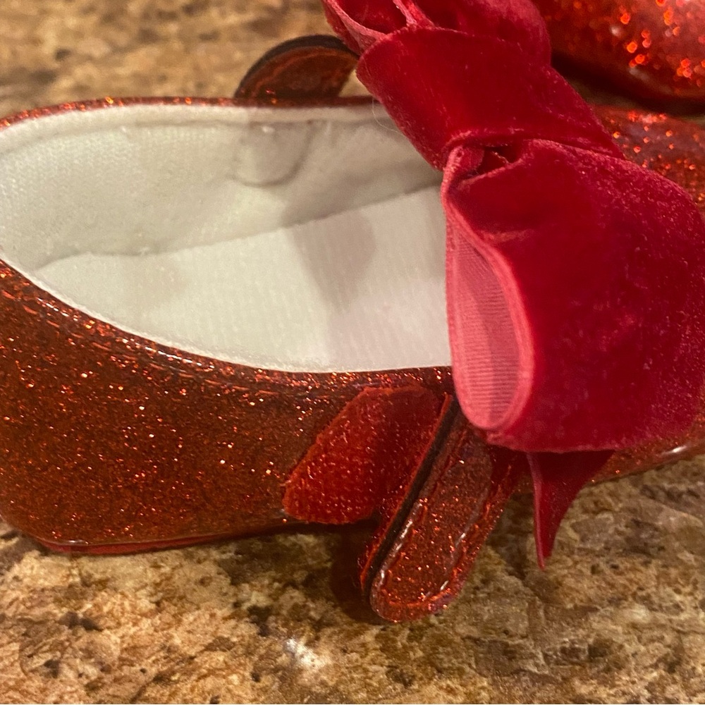 Baby Ruby Red Glitter Sparkle Shoes with bows - Size 6-9 M - Picture 4 of 6